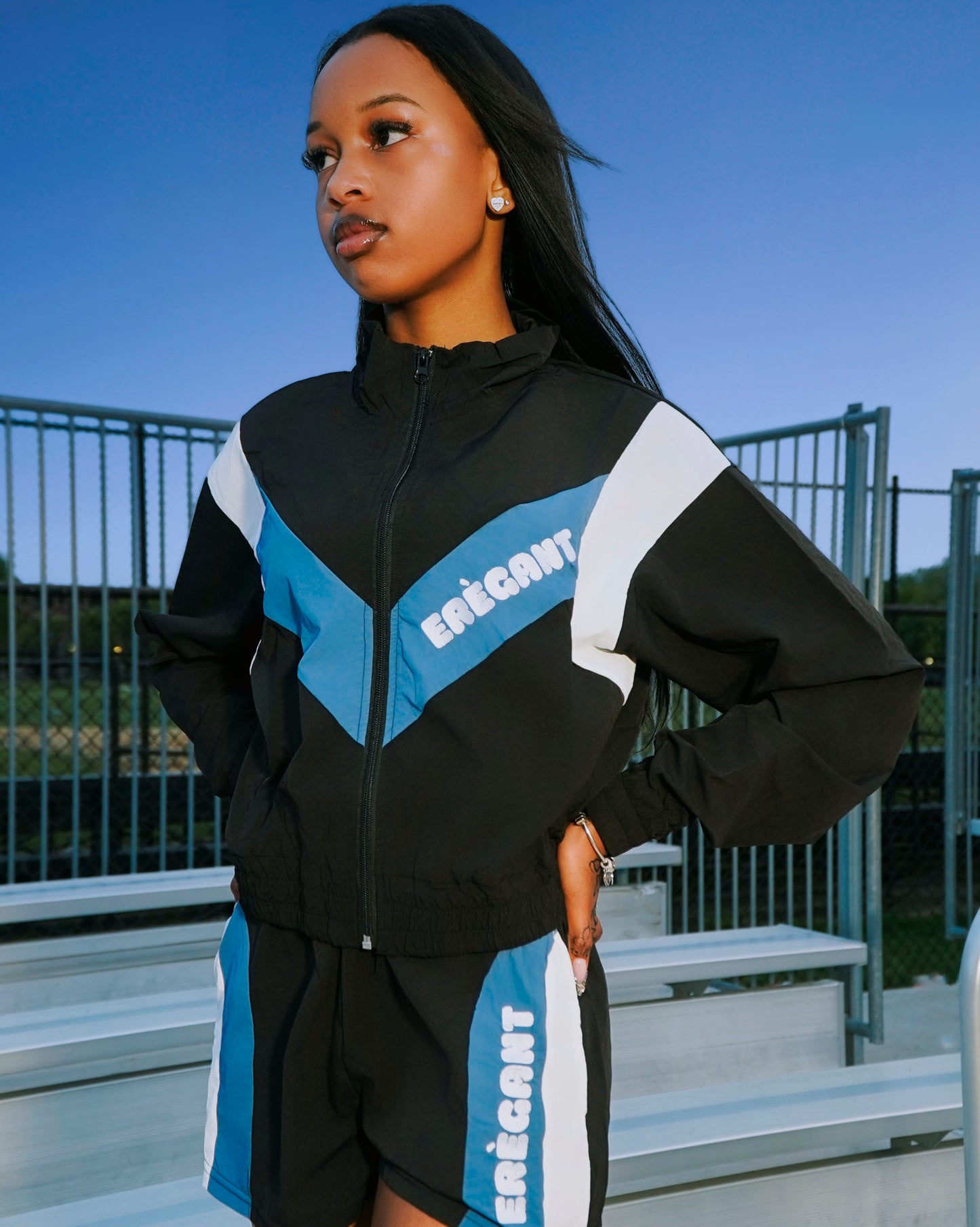 9025 women’s set